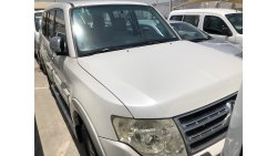 ميتسوبيشي باجيرو Mitsubishi Pajero Gls,Model:2010. Excellent condition