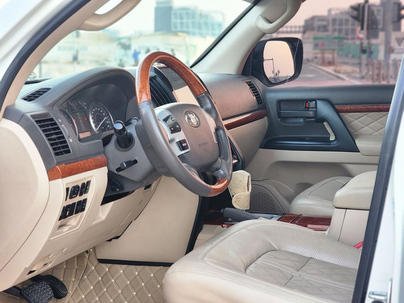 Toyota Land Cruiser GX.R V6