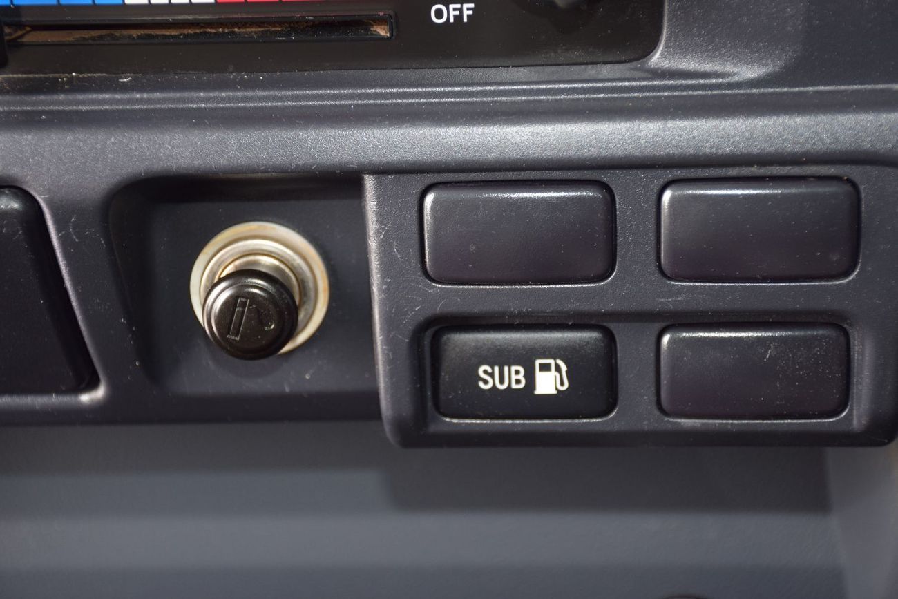 Toyota Land Cruiser Pick Up PICKUP DLX 4.5L PICKUP 4.5L