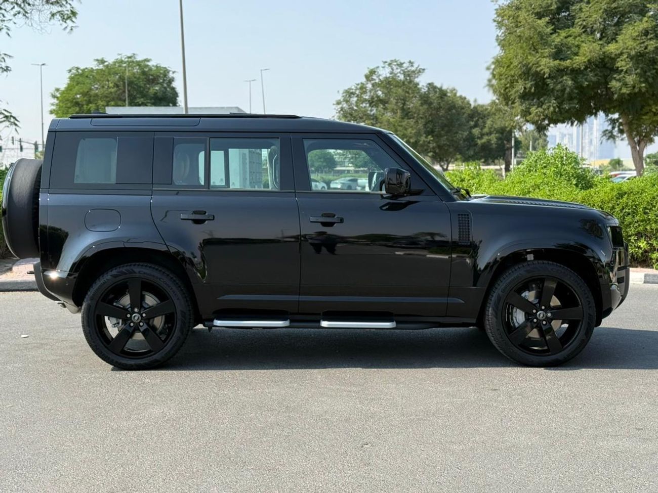 Land Rover Defender 2026 LAND ROVER DEFENDER P400 HSE GCC BRAND NEW + WARRANTY