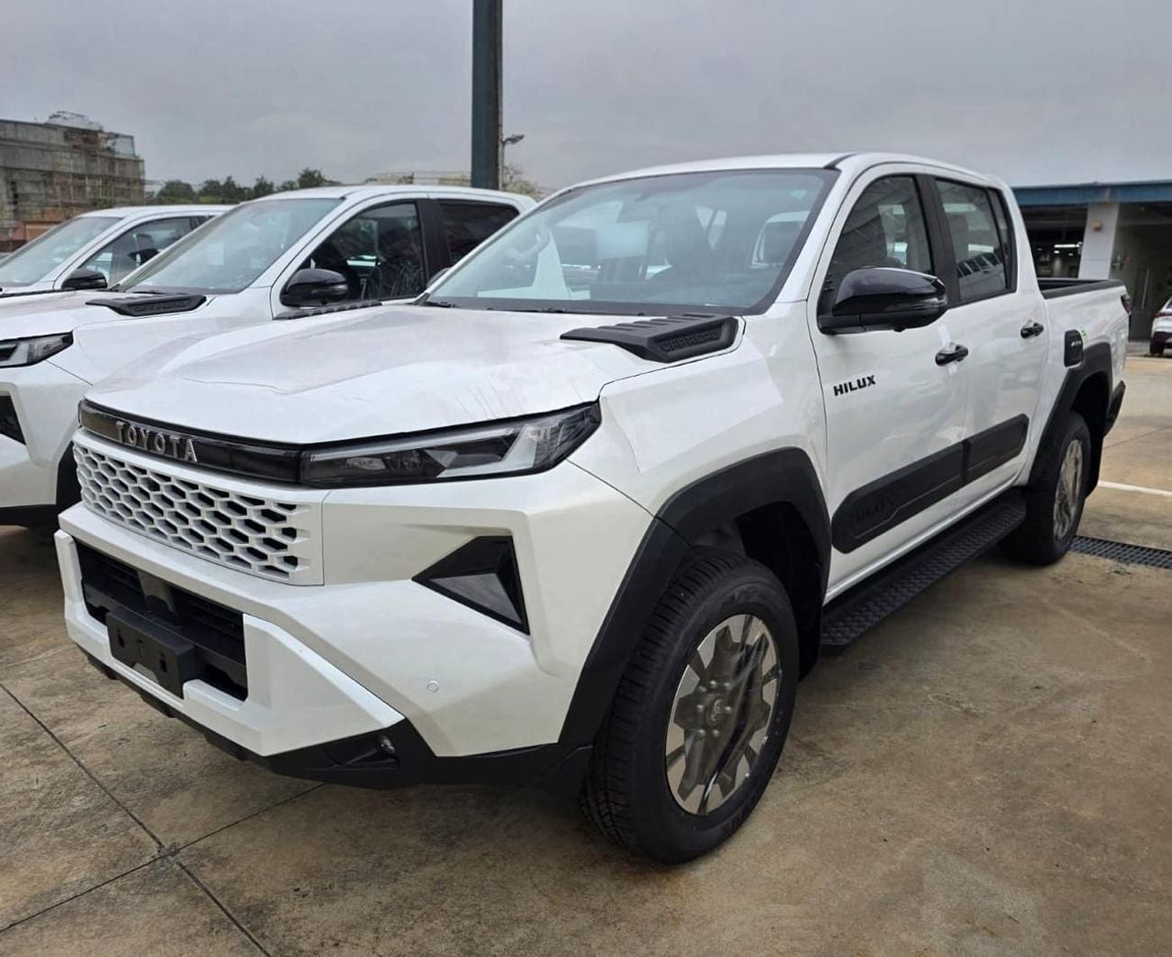 Toyota Hilux HILUX TRAILHUNTER 2.8L 4X4 AT