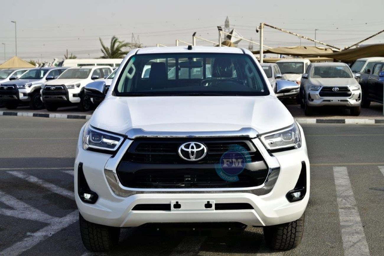 تويوتا هيلوكس Double Cab Pickup VX 4.0L Petrol 4X4 Automatic