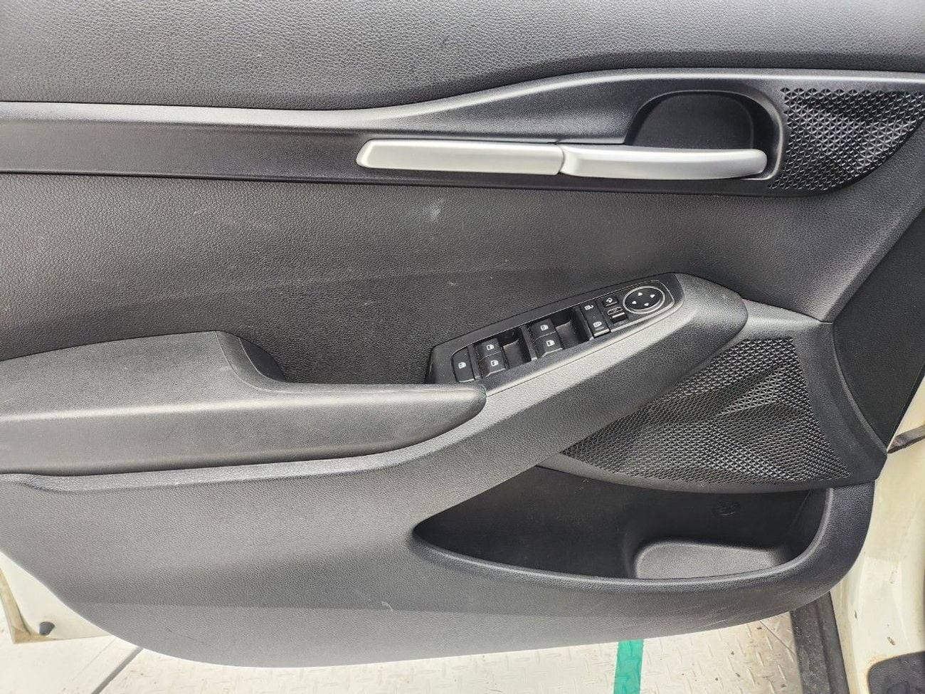 Kia Seltos SELTOS (D) 1.6 Prestige 2WD