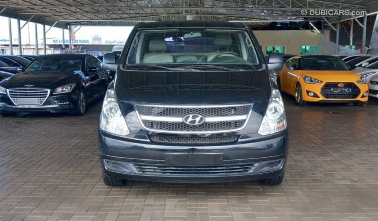 Hyundai H-1 Starex ١١١١