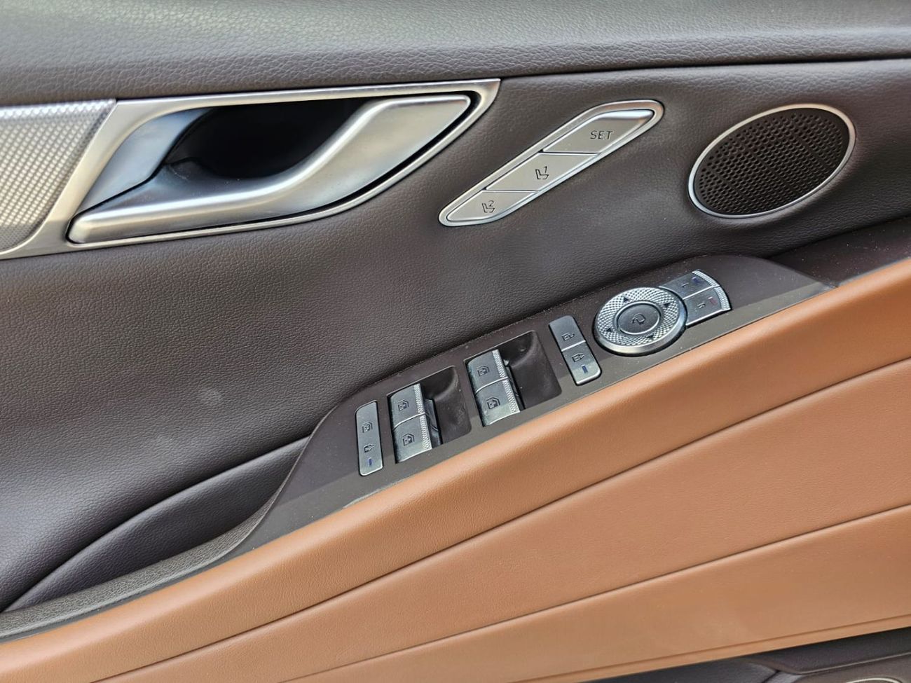 جينيسس G80 Prestige 2.5L AWD