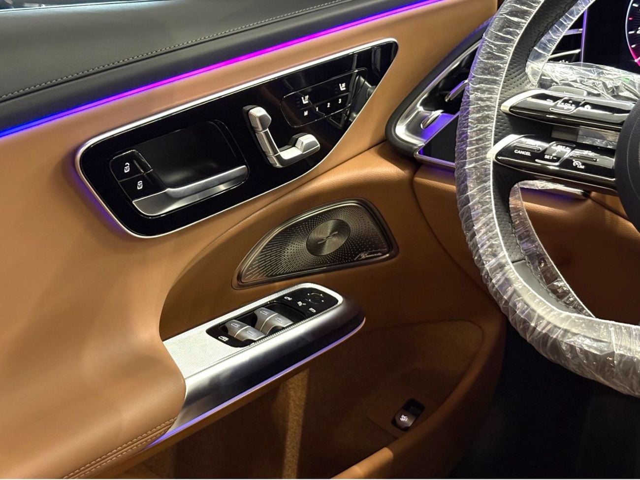 مرسيدس بنز E300 AMG AED 4,620 P.M | 0% DOWN PAYMENT | MERCEDES-BENZ E300 | 2.0L TURBO MILD HYBRID – 258 HP | 2024 | 