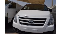 هيونداي H-1 Hyundai H1 12 seater van, model:2016. Excellent condition