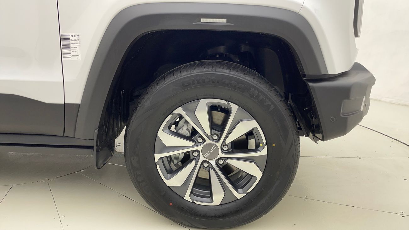 BAIC BJ40 Pro 2027 LV2 | AED 2075/Month | 20% DP