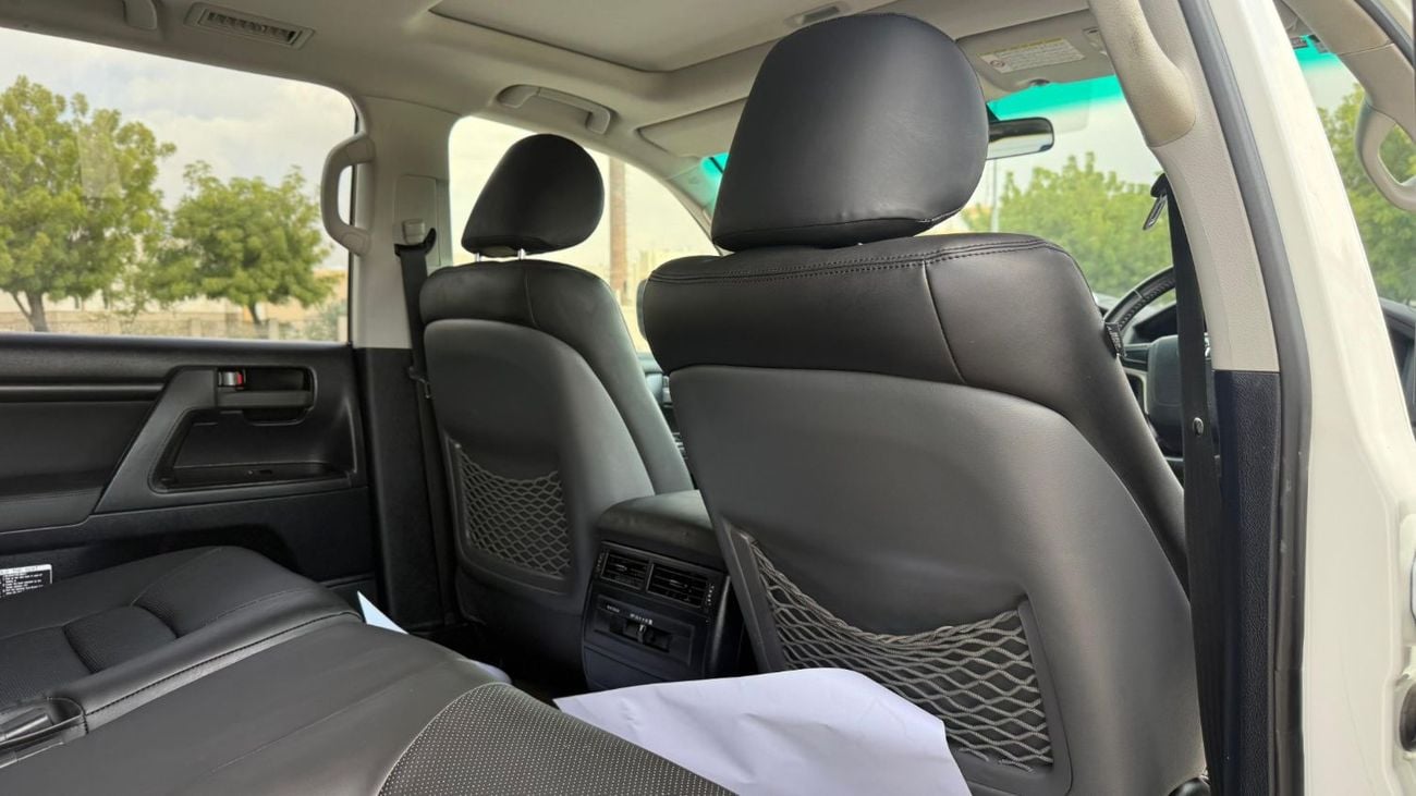 تويوتا لاند كروزر Toyota Landcruiser 2016 RHD white colour,diesel engine Australian specs