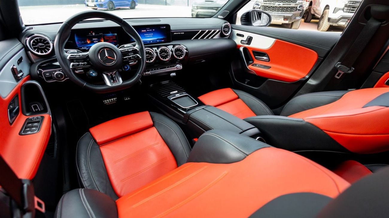 Mercedes Benz A35 AMG 4MATIC 2024 Mercedes-Benz A-Class 35 AMG GCC | Agency Warranty