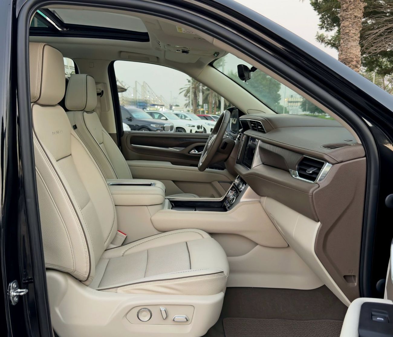 جي أم سي يوكون 2023 GMC Yukon Denali, Dealer Warranty, GCC Specifications235000