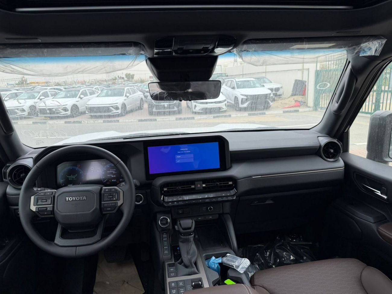 Toyota Prado Prado adventure 2.4 2025 full option with headup display