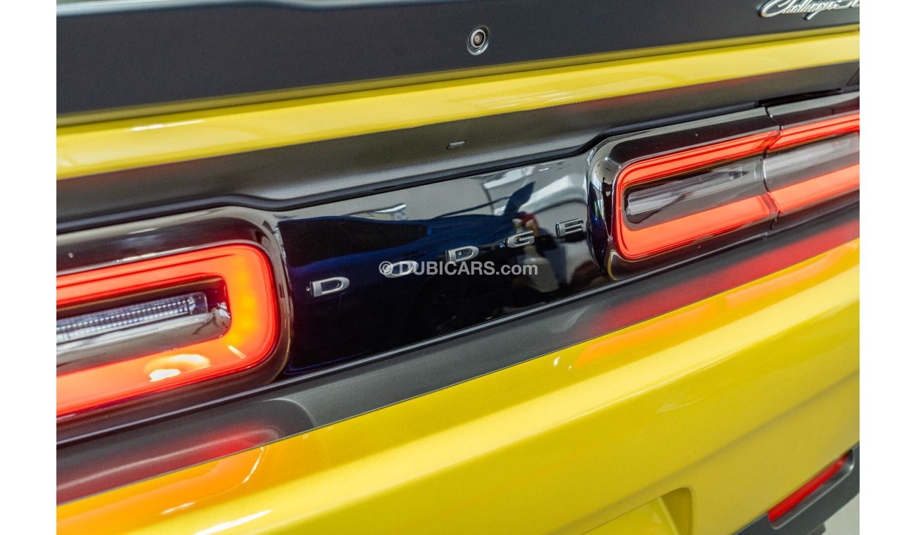 Dodge Challenger R/T 5.7L V8 50th Anniversary Shaker Kit  5.7