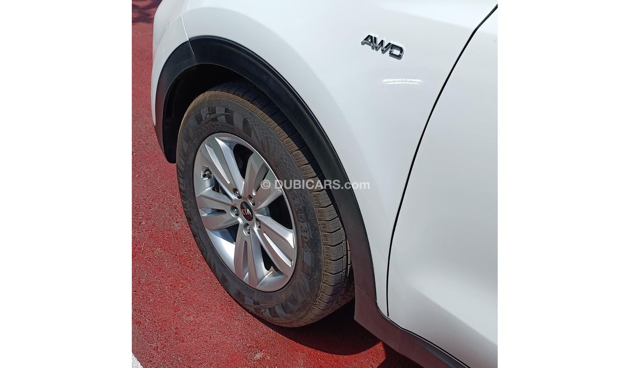 Kia Sportage 2.4L Petrol, Alloy Rims, Leather Seats, Rear Camera, Low Mileage (LOT # 593003)