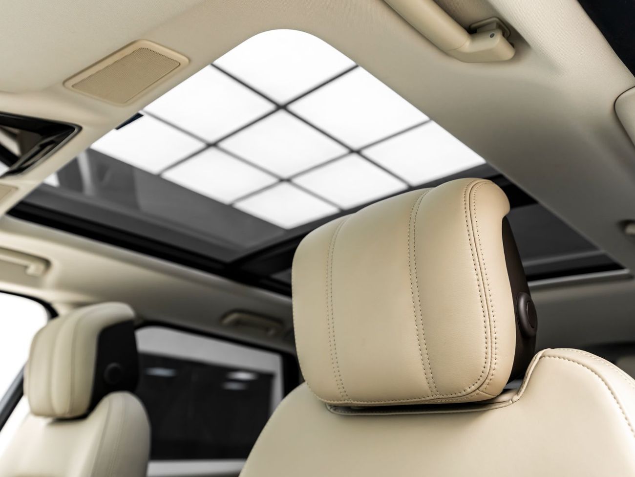 Land Rover Range Rover Sport HSE Dynamic 3.0L 2021 Range Rover Sport Black Edition, 2026 Land Rover Warranty + Service Contract,