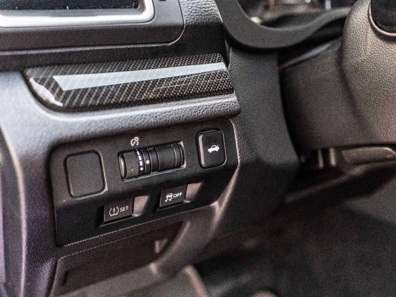 سوبارو امبريزا WRX