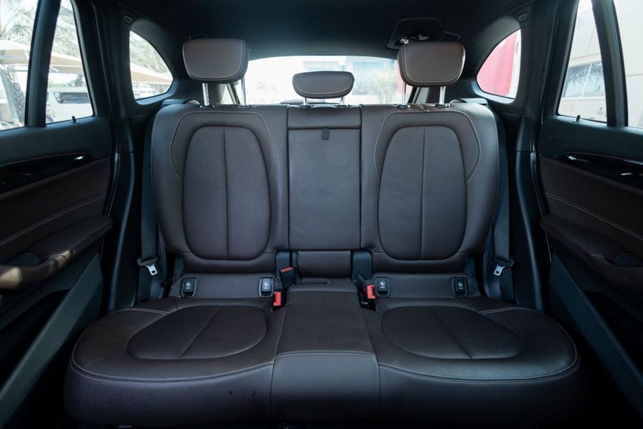 بي أم دبليو X1 xDrive 25i M Sport 2.0L