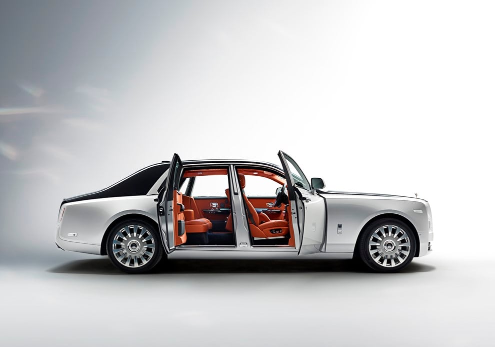 Rolls-Royce Phantom exterior - Side Profile