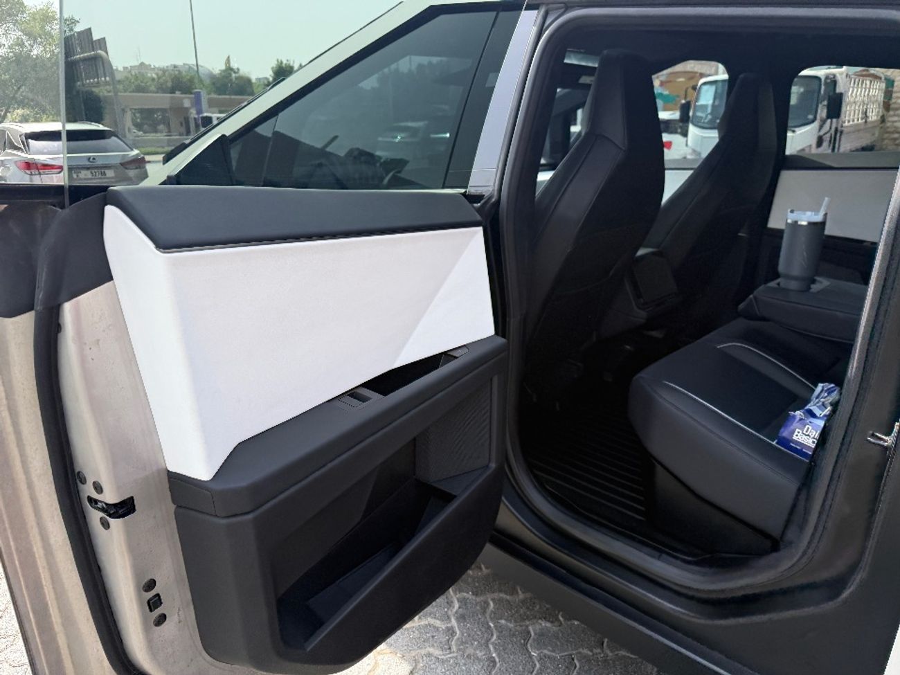 Tesla Cybertruck Cyberbeast