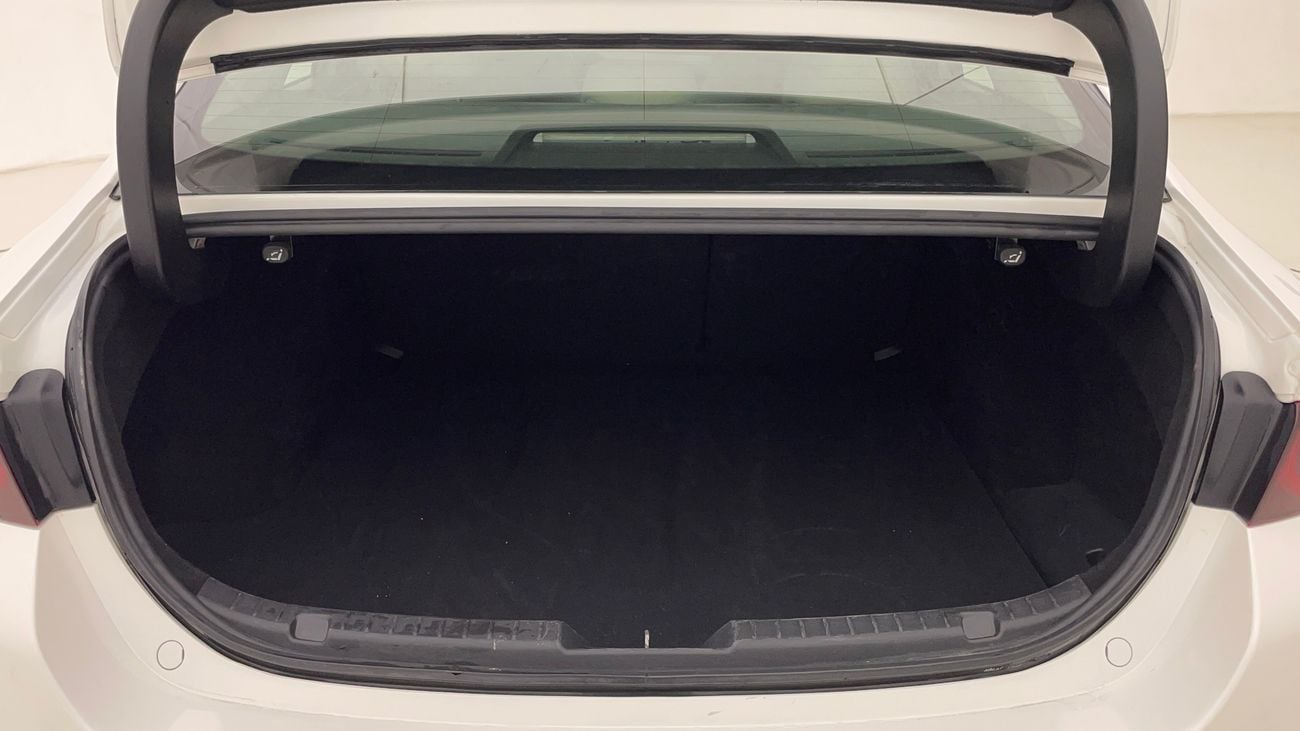 مازدا 3 SELECT 2 | بدون دفعة مقدمة | اختبار القيادة في المنزل