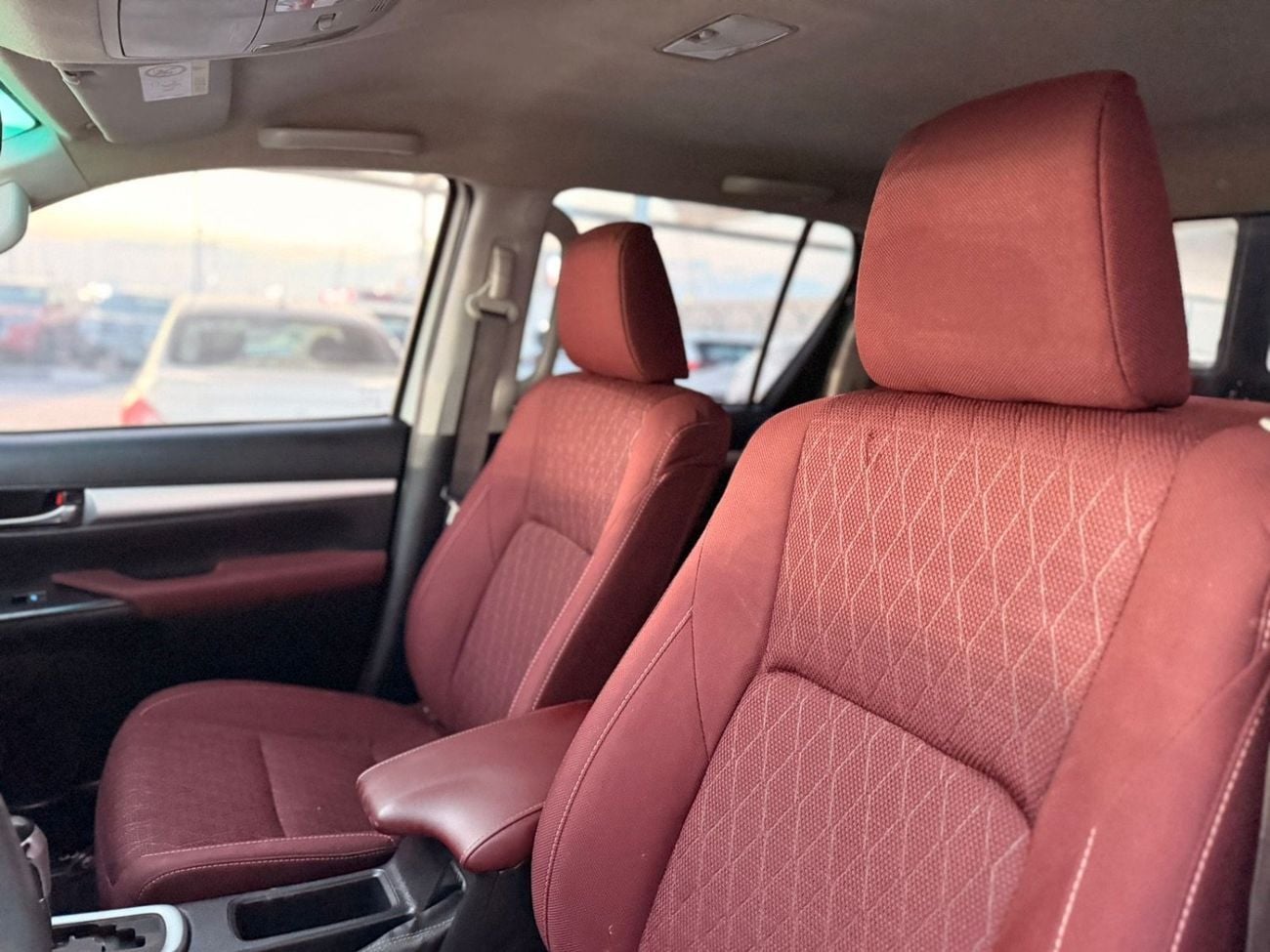 تويوتا هيلوكس S GLX 2.4L AWD A/T