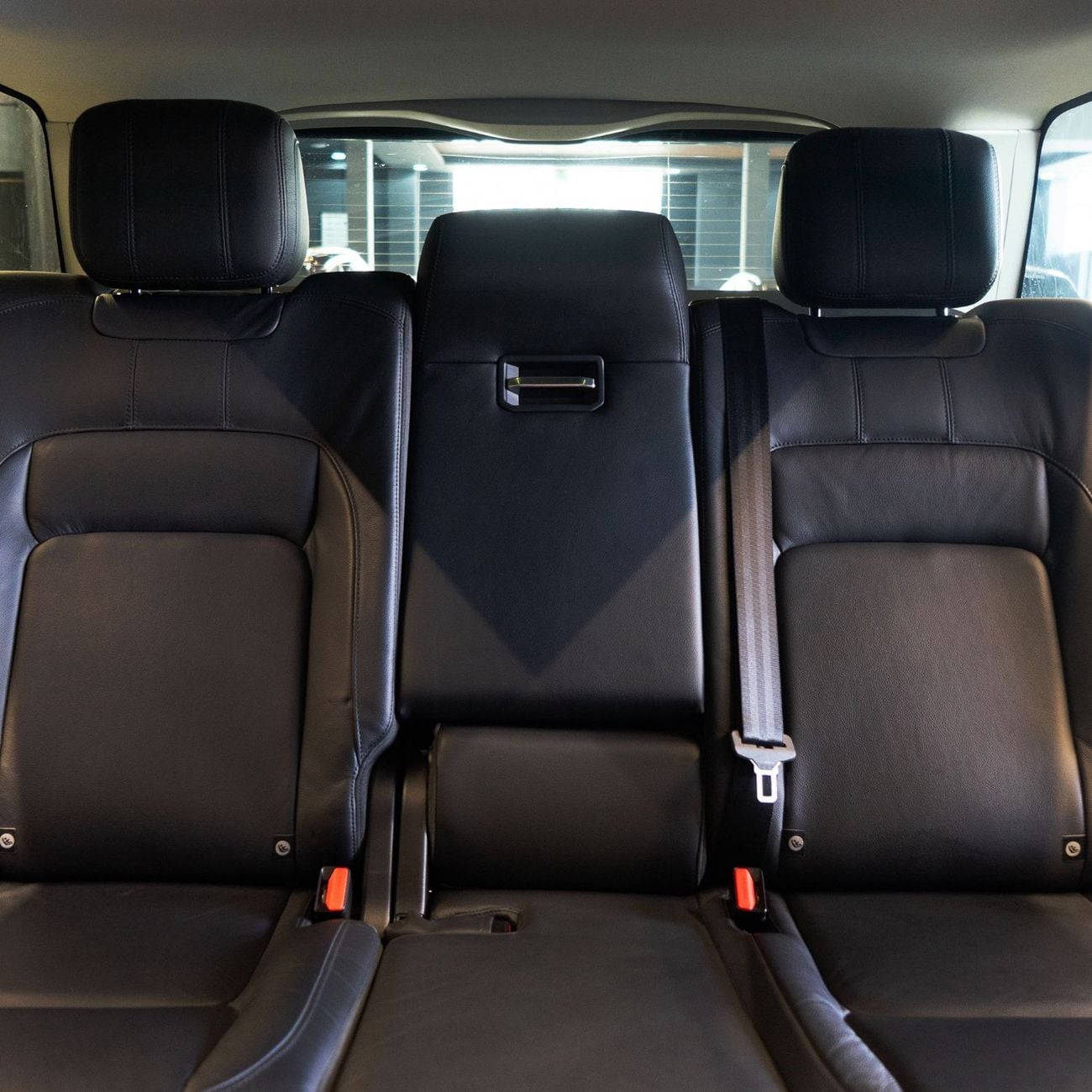 لاند روفر رينج روفر 2,586 P.M • 0% Downpayment • Range Rover HSE • 1 Year Warranty