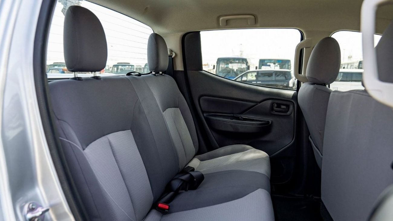 Mitsubishi L200 (LHD) MITSUBISHI L200 DC GL 2.5D MT 4WD MY2023 - SILVER