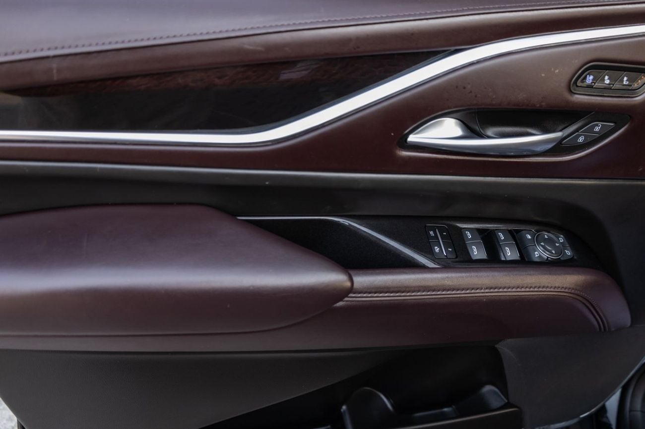 Cadillac Escalade SPORT PLATINUM Cadillac Escalade Sport Platinum 2022 GCC | Agency Warranty | Service Contract