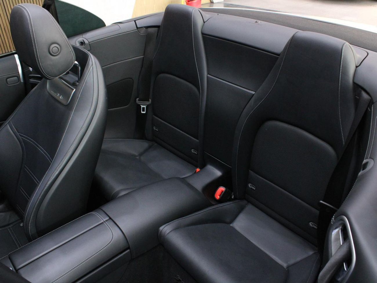 مرسيدس بنز SL 63 AMG - V8 Biturbo 4Matic | 2023