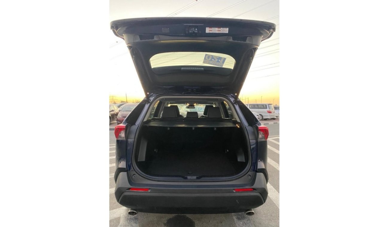 Toyota RAV4 2019 TOYOTA RAV4 XLE / FULL OPTION