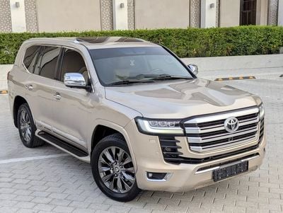 تويوتا لاند كروزر GCC Facelifted To Premium Condition Daily Use Perfect Family