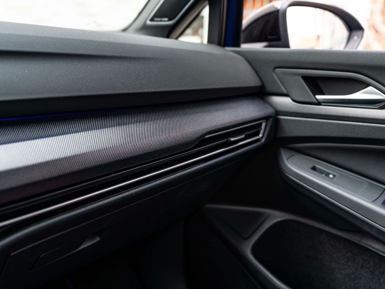 فولكس واجن جولف ار Base 2.0T