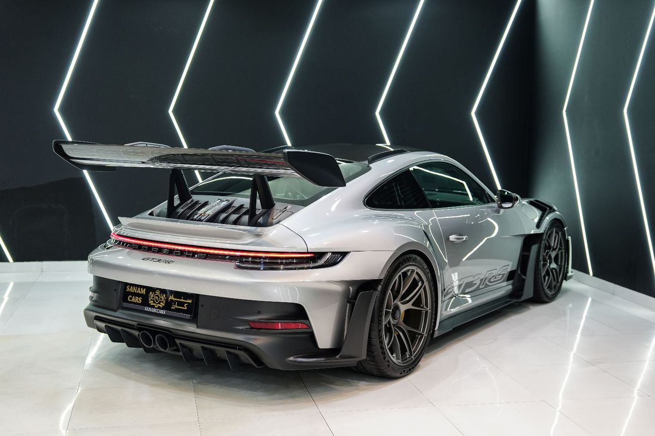 Porsche 911 GT3 RS 4.0L (520 HP) Coupe Weissach Package, Full Carbon, Ceramic Brakes, Lift System, Al Nabooda Wa