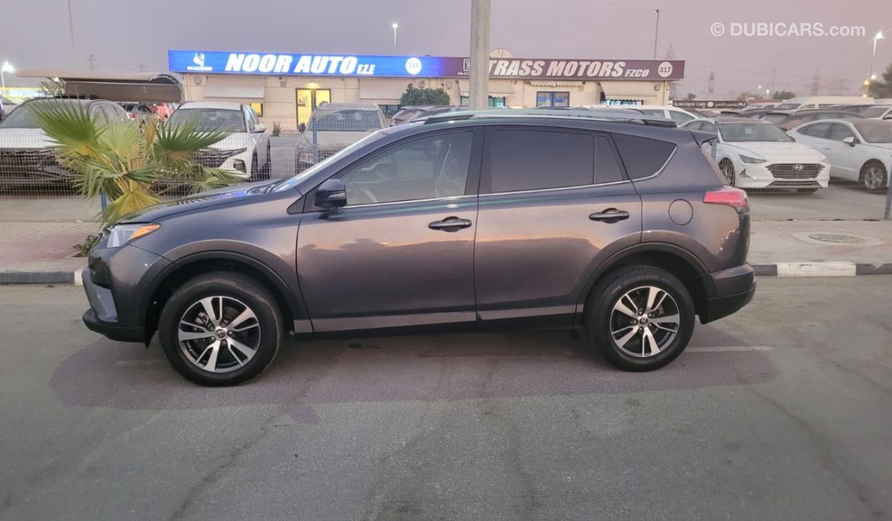 Toyota RAV4 RAV4 XLE FULL OPTION