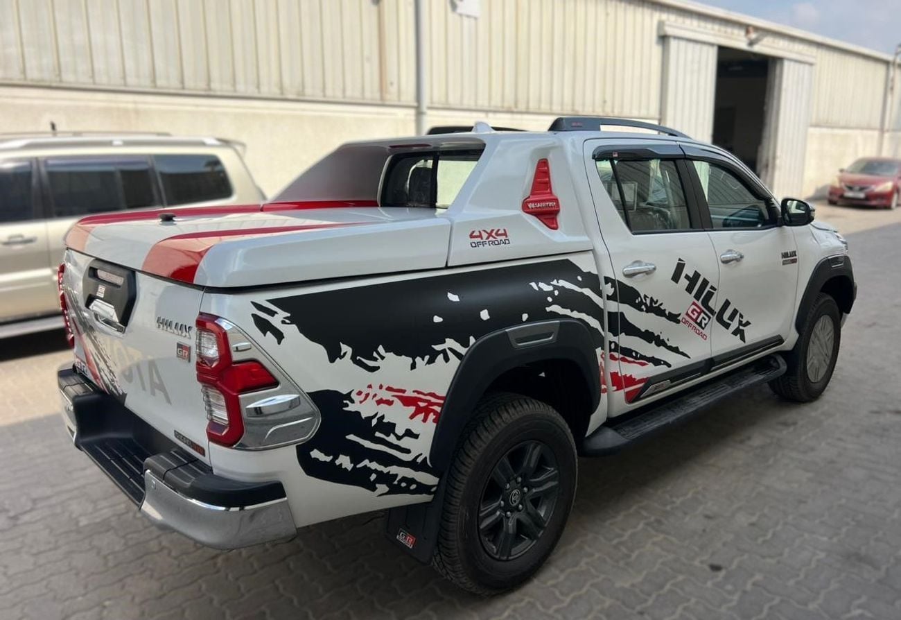 Toyota Hilux GR-SPORTS DIESEL AUTOMATIC 4-CYLINDER PICK UP GR-SPORTS 2.4L DIESEL A/T MY2026