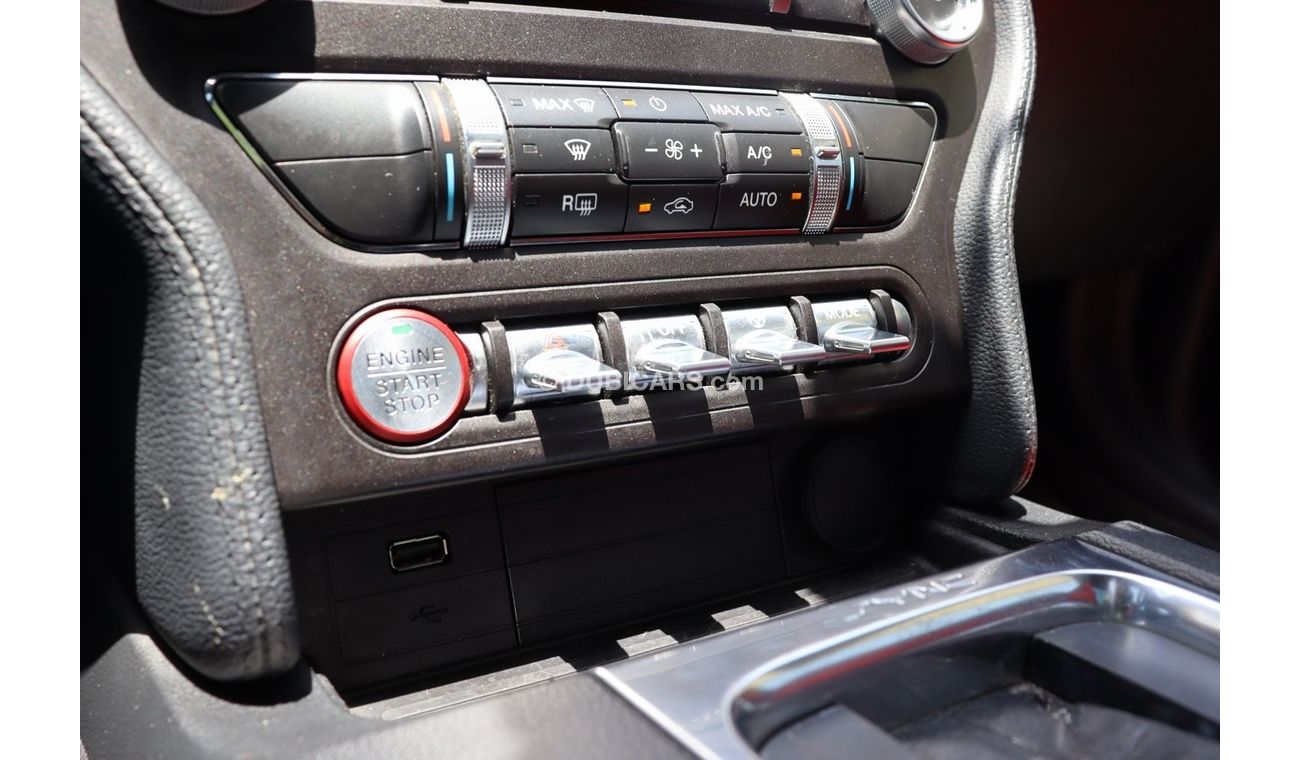 Ford Mustang EcoBoost Premium Ford Mustang EcoBoost /2019 / USA