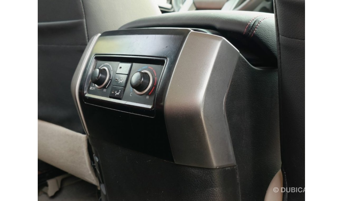 Toyota Prado TXL,  2.7L PETROL, DRIVER POWER SEAT / LEATHER SEATS / REAR A/C (LOT # 4489)