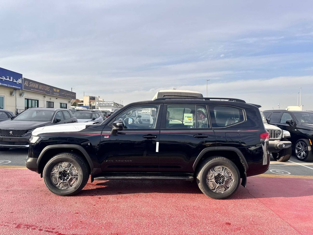 تويوتا لاند كروزر GR-S 3.3L