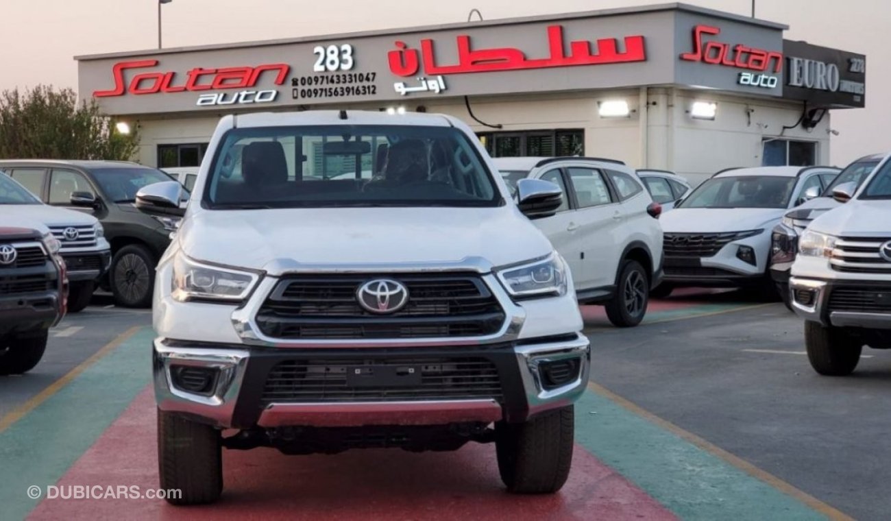 تويوتا هيلوكس Toyota Hilux Pick Up SR5 Double Cabin M/T 22MY 2.4L 4x4 Diesel