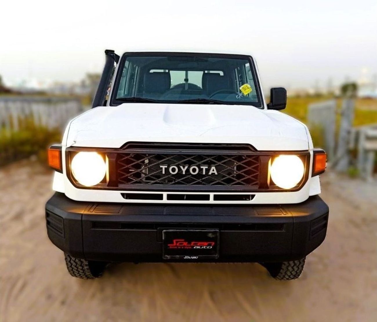 Toyota Land Cruiser Pick Up pickup Double cabin Diesel  4.2L 6V M/T 4*4 basic 2025 With No Restrictions