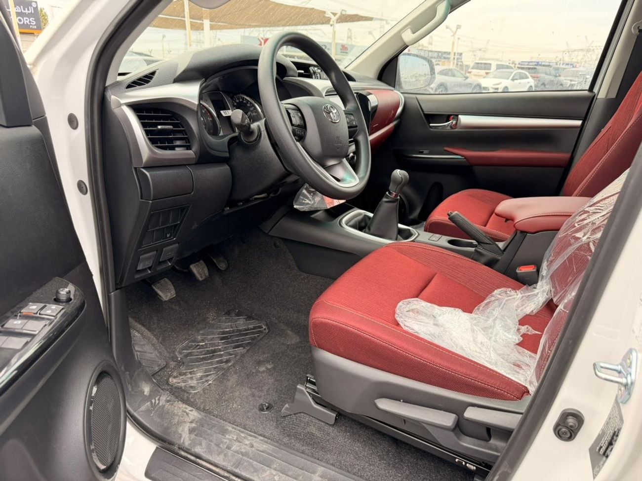 Toyota Hilux TOYOTA HILUX SR5 2.7L MT 2026