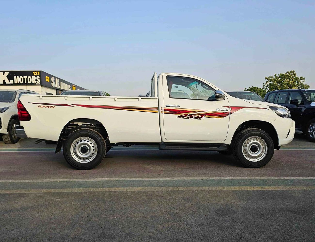 Toyota Hilux GL-G | EURO 4 | SINGLE CABIN | M/T | 2.7L V4 PETROL | DVD+ CAMERA | 4WD (CODE # GL-G)