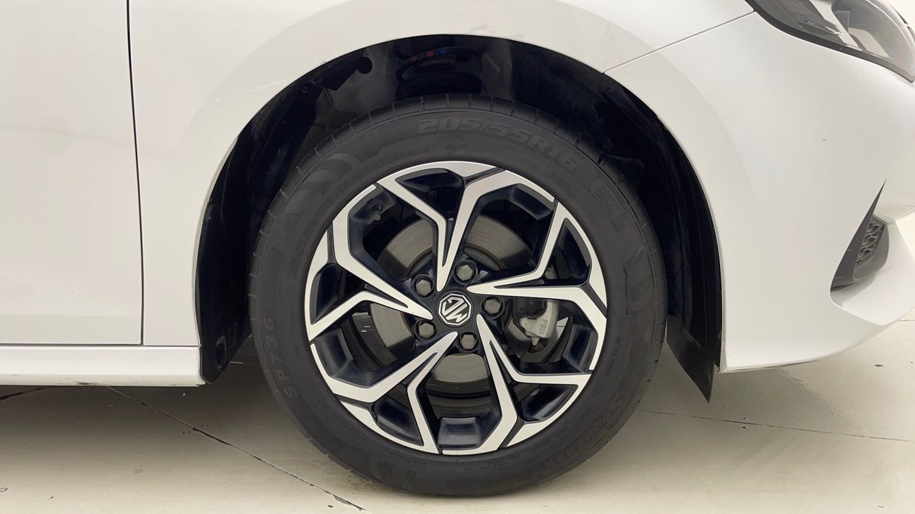 MG GT STD 1.5 | Zero Down Payment | Home Test Drive