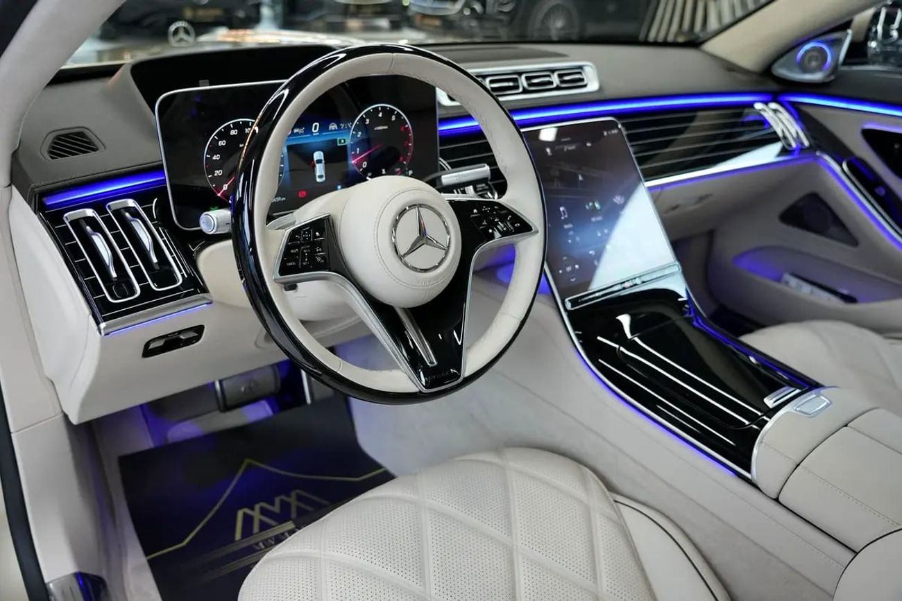 مرسيدس مايباخ S680 مايباخ S 680 | GCC km | Agency Warranty | V 12