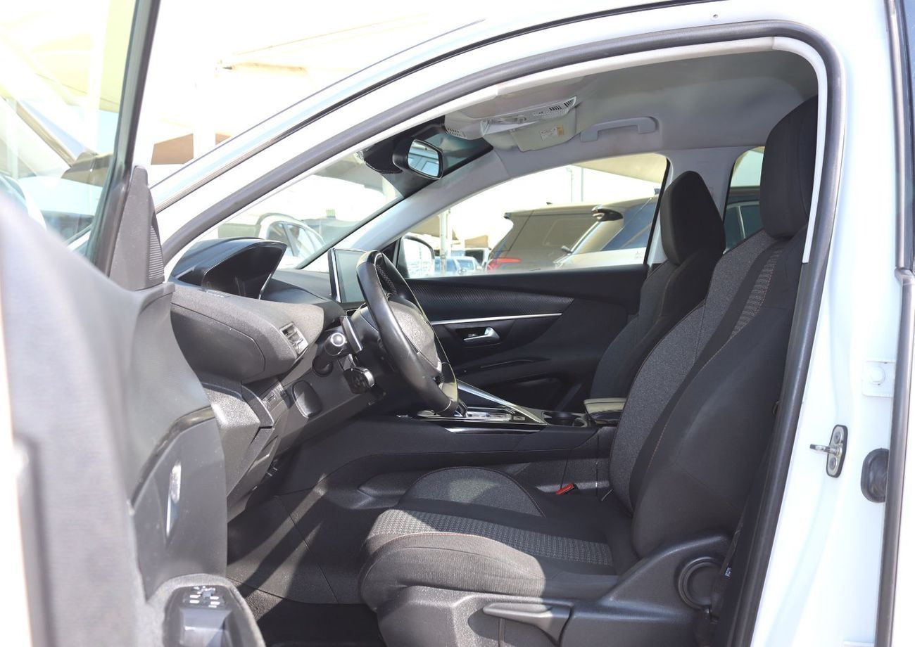 بيجو 3008 بيجو 3008 موديل 2020 - خليجي - بدون حوادث، محرك 1.6L - بحالة ممتازة