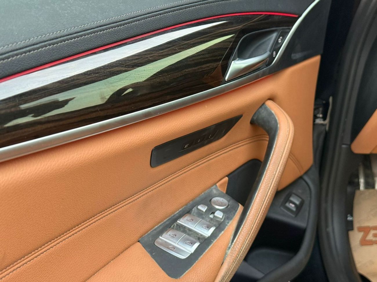 BMW 520i M SPORT Joy Edition 2.0L