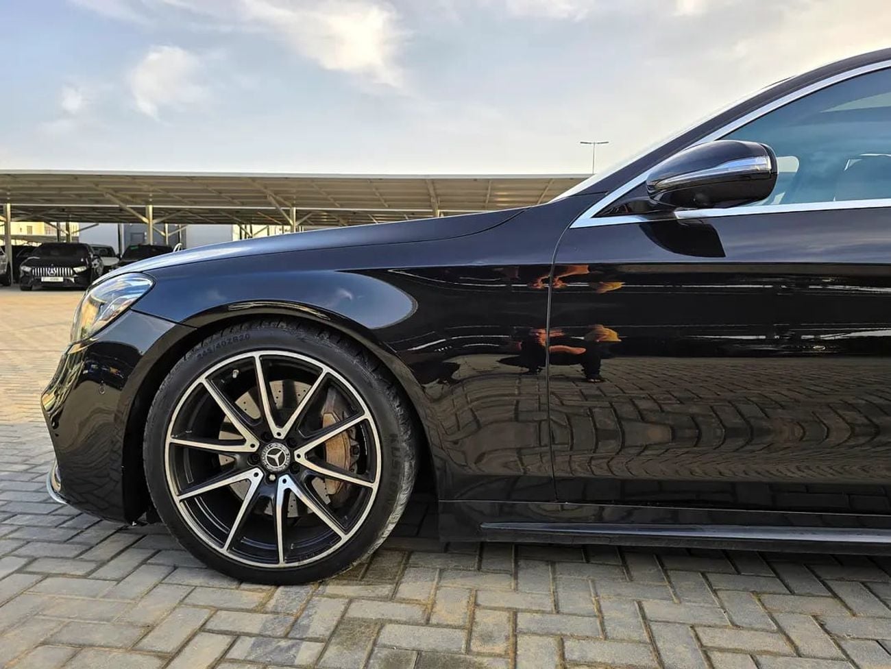 مرسيدس بنز S 560 S 560 - American Specs