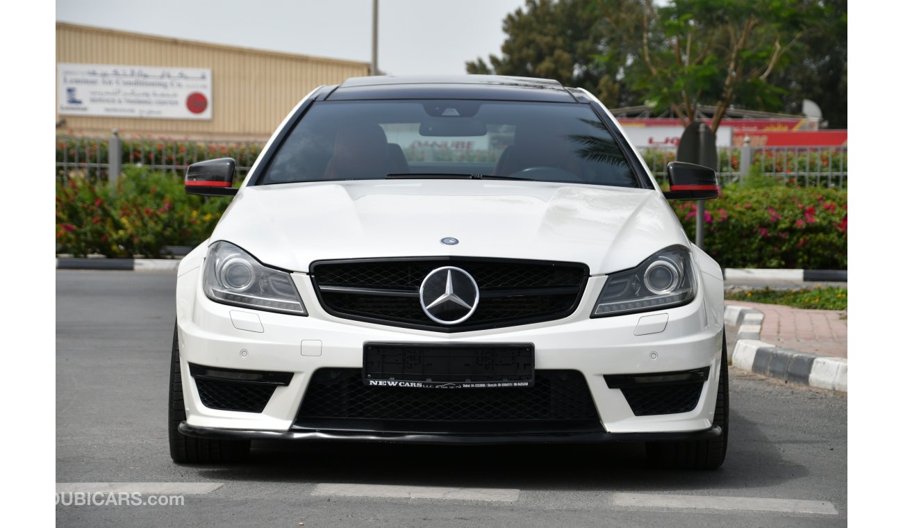 Mercedes-Benz C 63 Coupe AMG - GCC SPECS - BANKLOAN WITH 0 DOWNPAYMENT - JUST 1884 AED PER MONTH