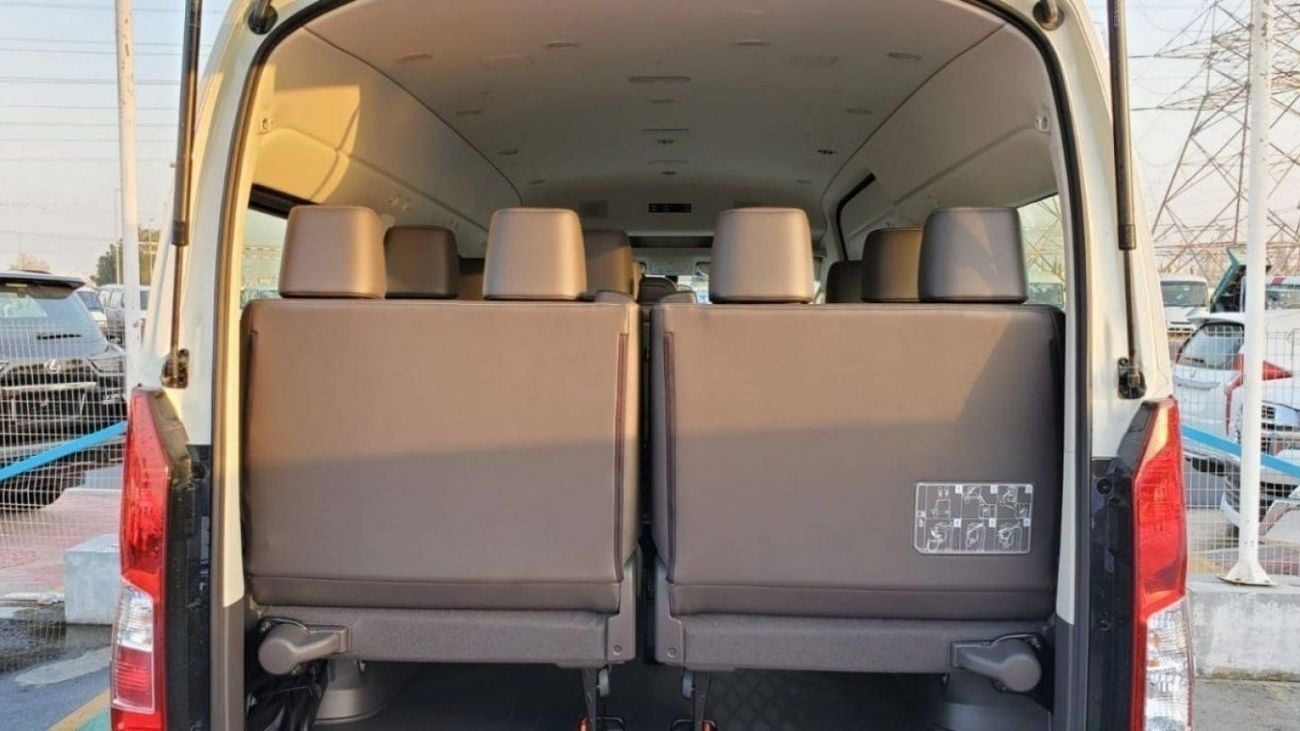 Toyota Hiace Commuter GL  2.8L M/T Diesel 2025 Model