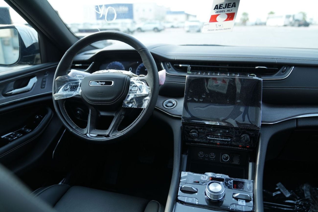 جيب جراند شيروكي Overland 3.6L